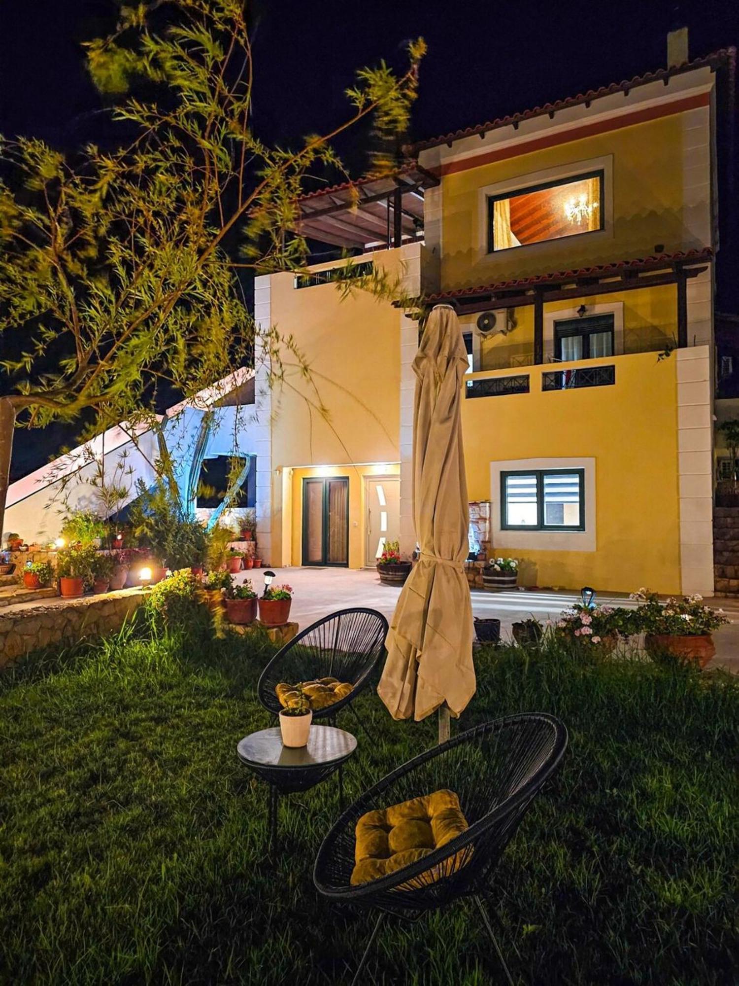 Villa Aitheras With Sea Views And Garden Sternai Bagian luar foto